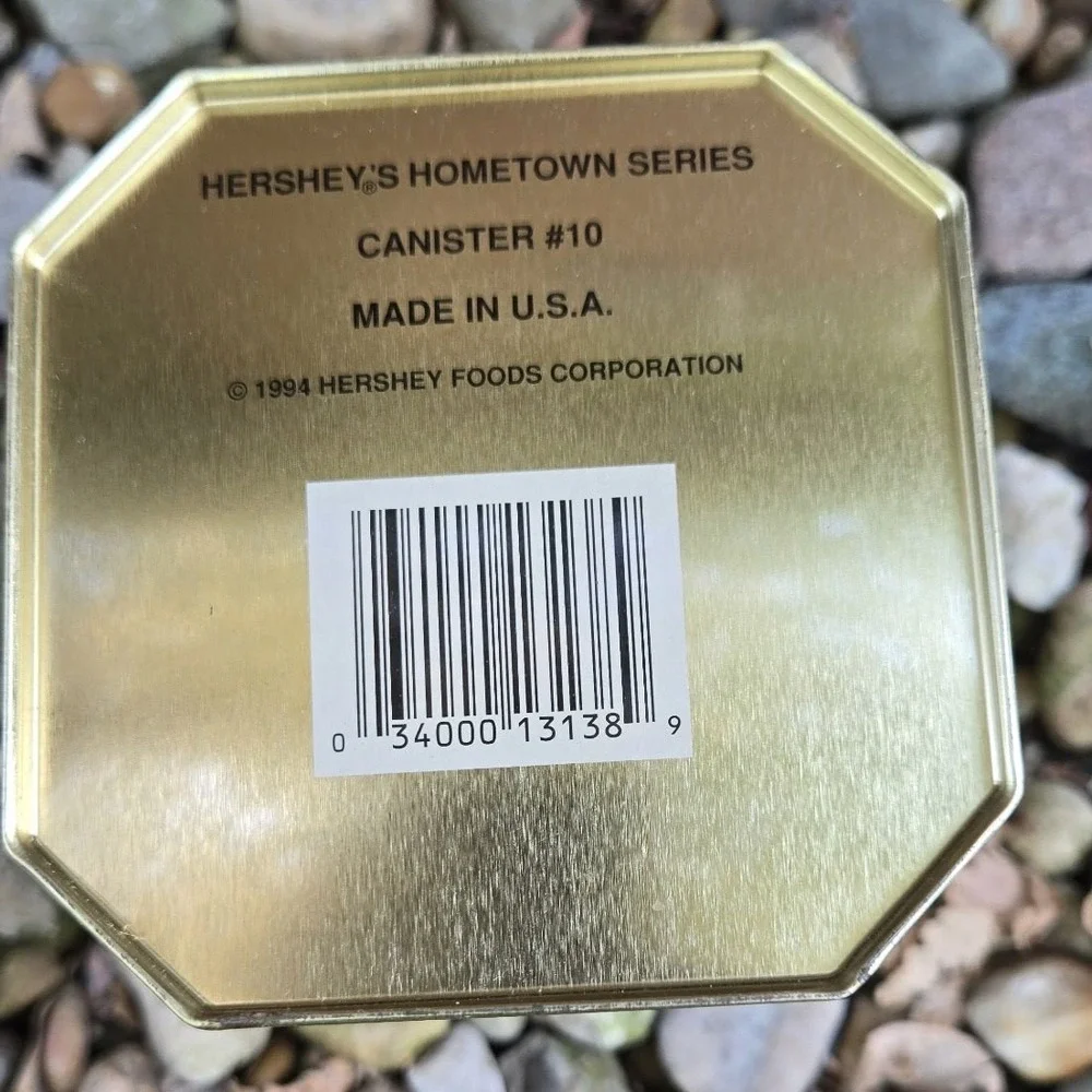 VTG Hershey's Hugs Hometown Series Canister #10 Ice‎ Cream Social Tin 1994 USA